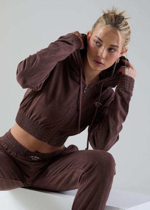 The Stratus Tracksuit in Chocolate US10021