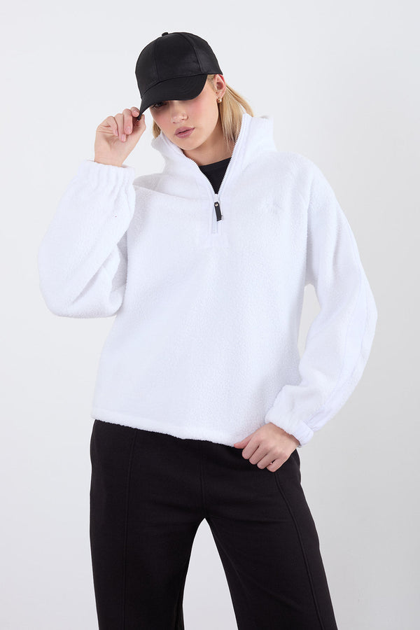 Horizon Fleece in White  US45519