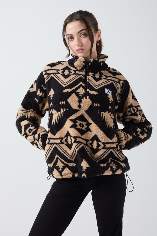 Molly contrast fleece in Black Aztec USCO45508